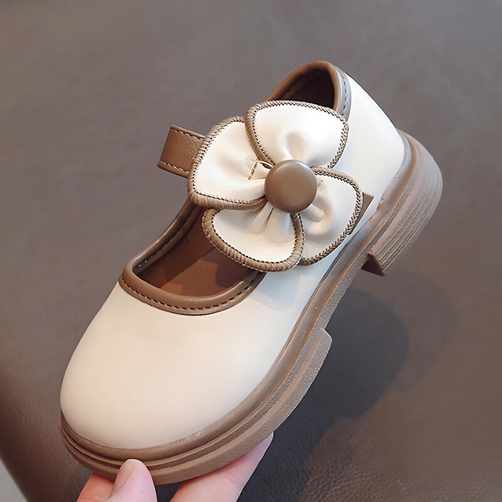 Chaussures plates Mary Jane Beige – Image 4